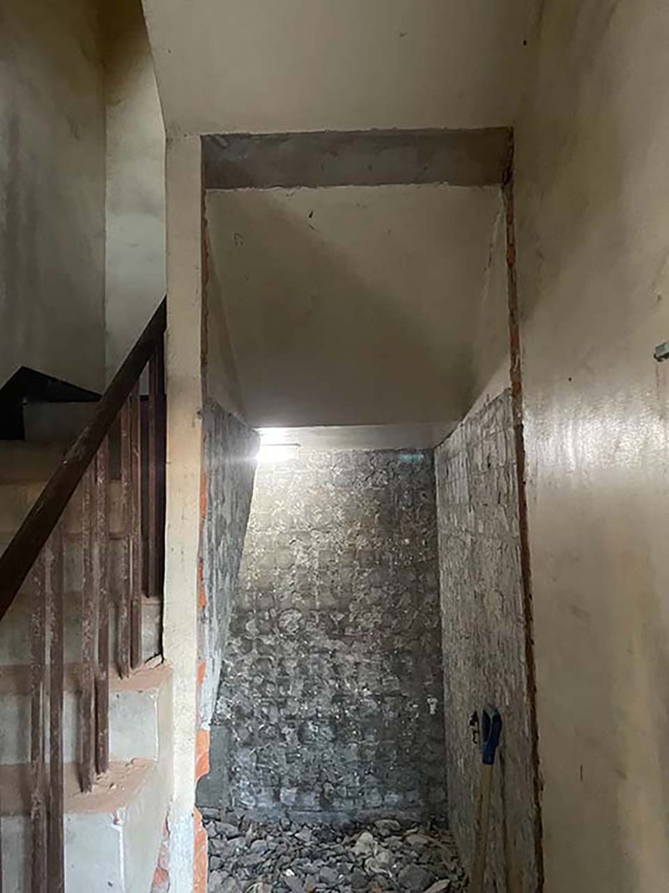 �������ۤu�{