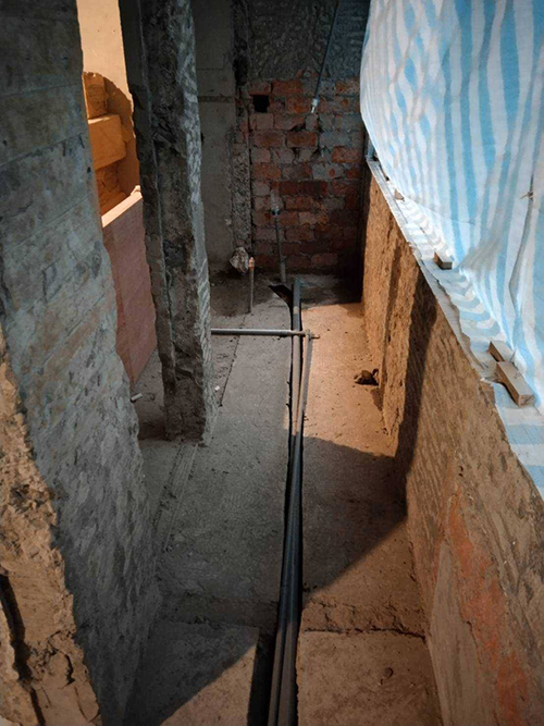 ��������½�s�u�{