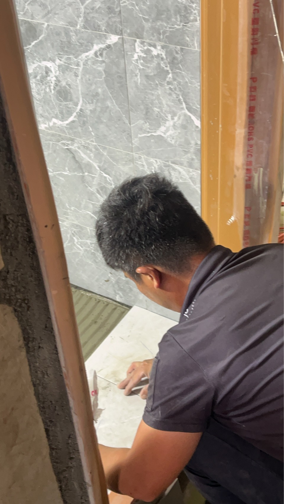 鼓山區貼壁磚鋪地磚