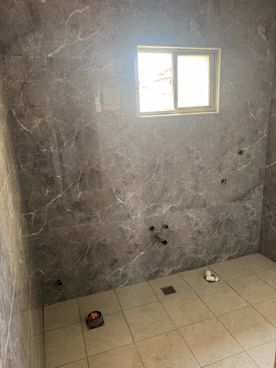 鼓山區貼壁磚鋪地磚