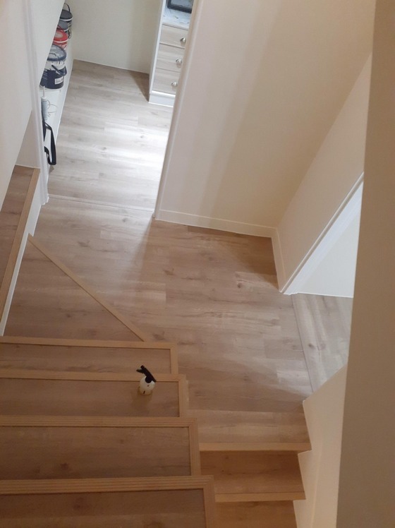 台中木地板-樓梯地板