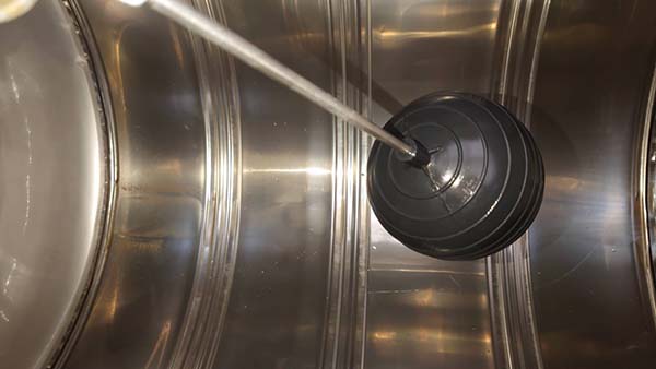 �x���~����