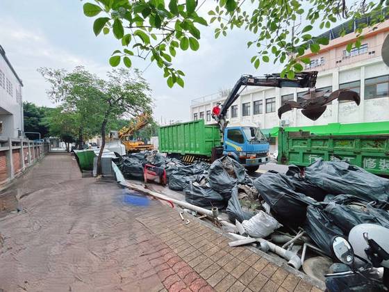 �Z���ϩ�M�B