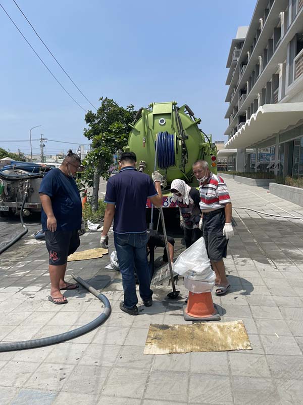 �]�ߤj��M����