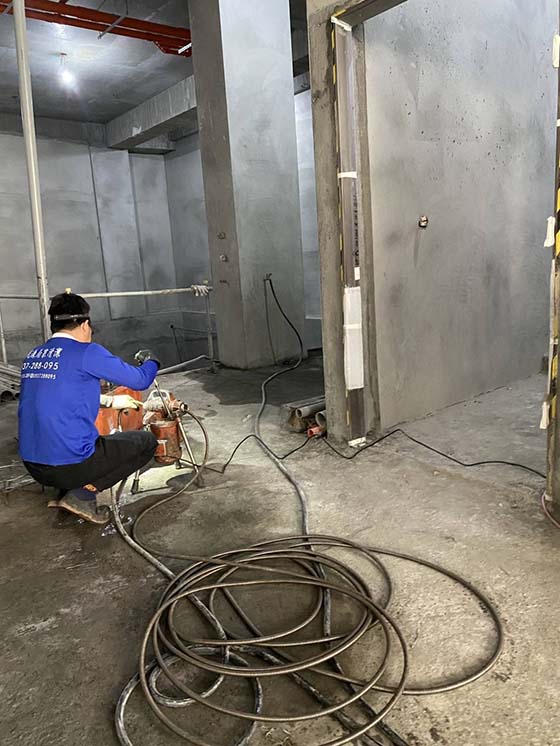 �n�뤤�d�q����