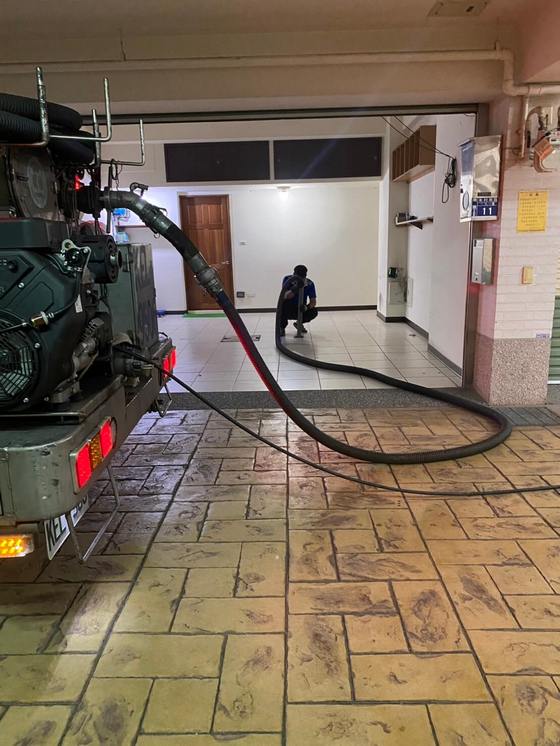 �����m�����