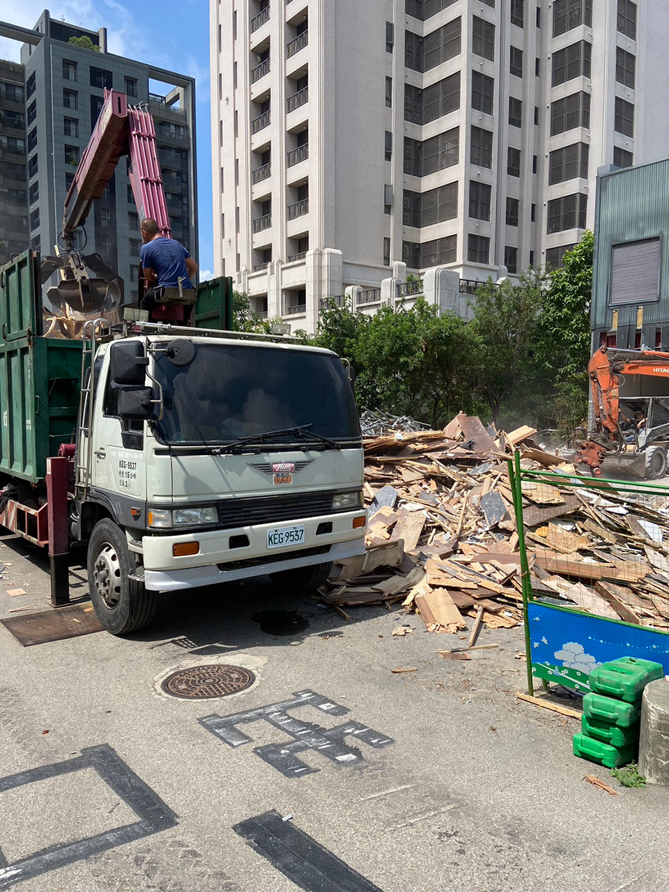 ���˩�M�B