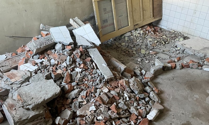 ���˩�M�B