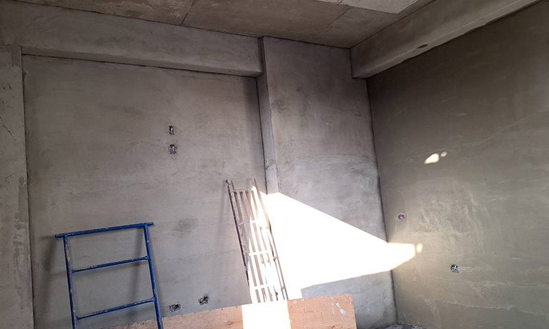 ���M�j��j��