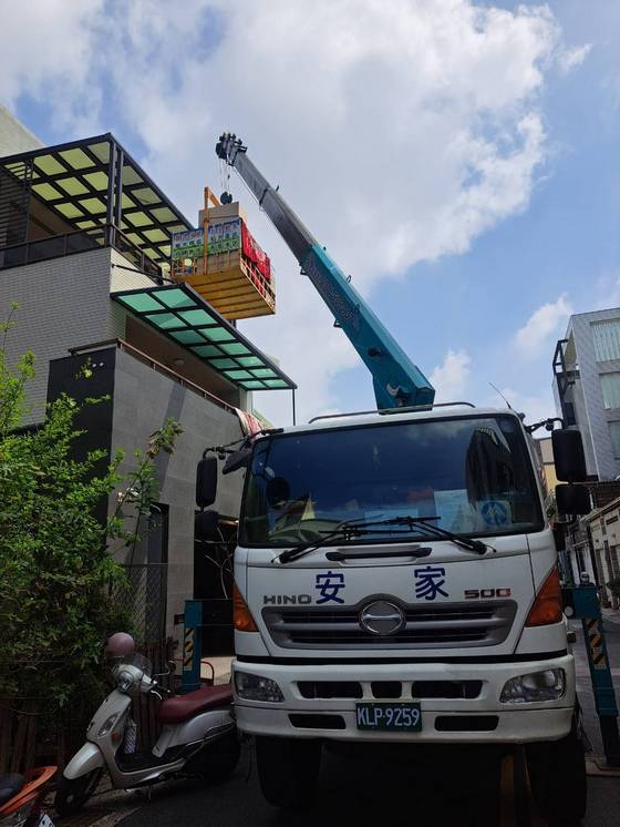 台南吊車