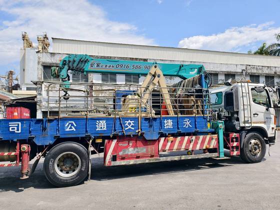 台南吊車