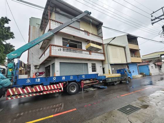 台南市大內區吊掛冷凍庫板