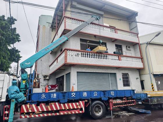 台南市大內區吊掛冷凍庫板