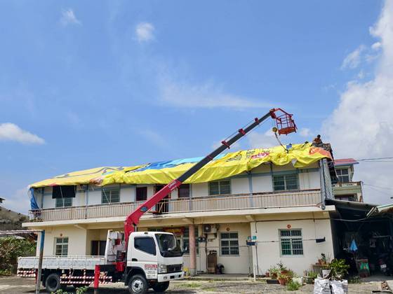 白河區屋頂因風災破損帆布覆蓋保護工程