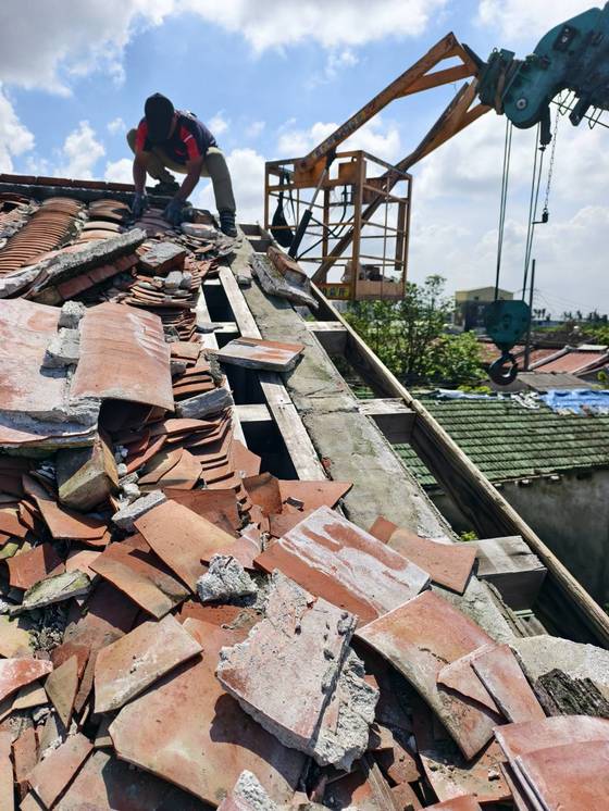 佳里區 屋頂蓋帆布作業