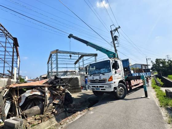 白河區 鐵屋矮化切割降低工程
