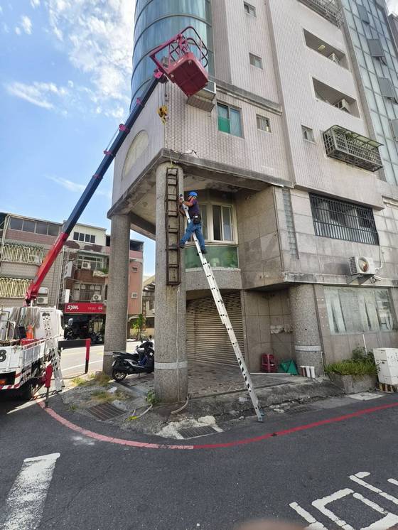 台南東區拆除招牌工程